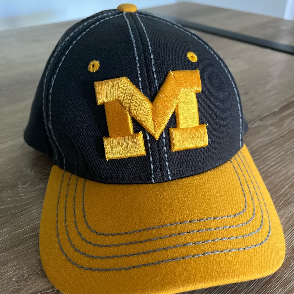 Women’s University of Michigan hat